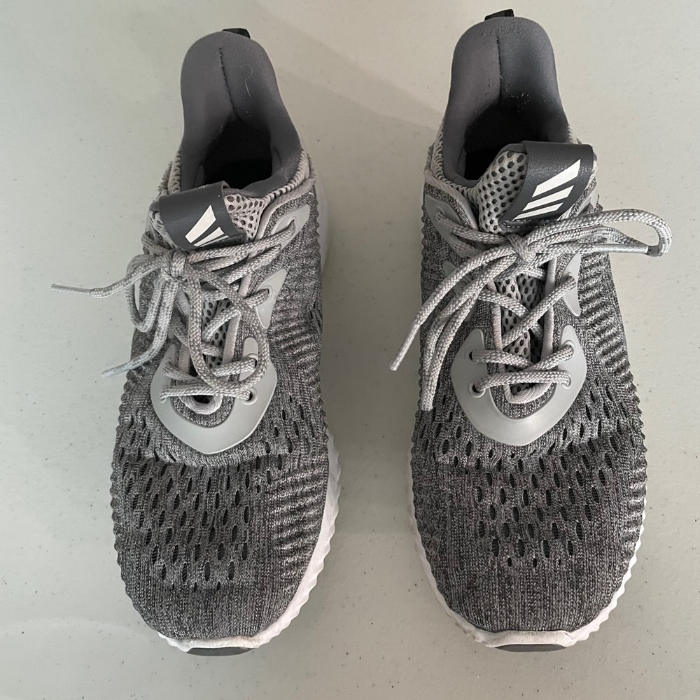 Adidas shoes alpha bounce